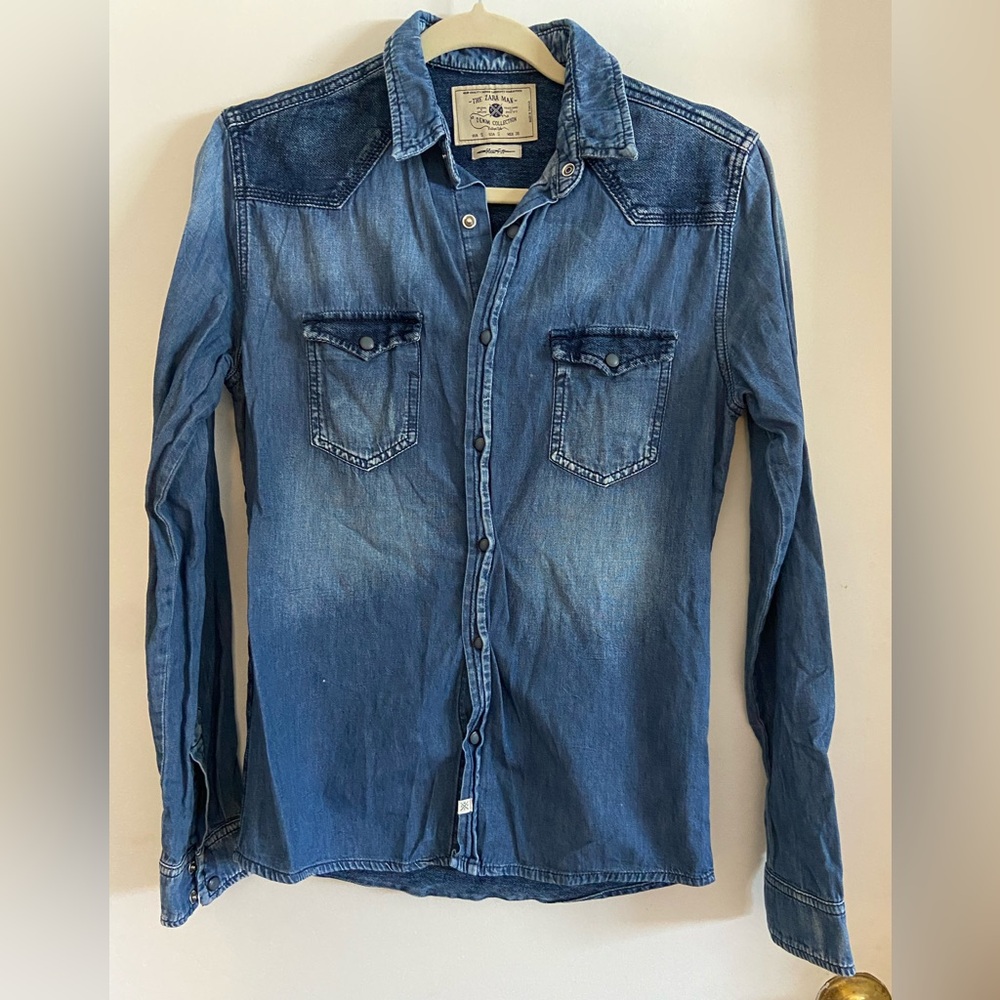Zara Men's Casual Blue Button-Down Shirt